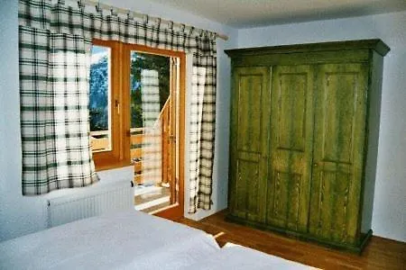 Zirbenwald Apart Otel Turracher Hohe