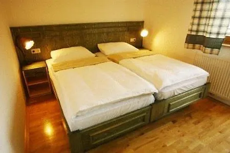 Zirbenwald 3*