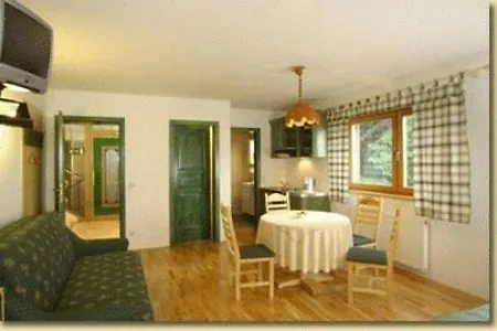 Zirbenwald Apart Otel