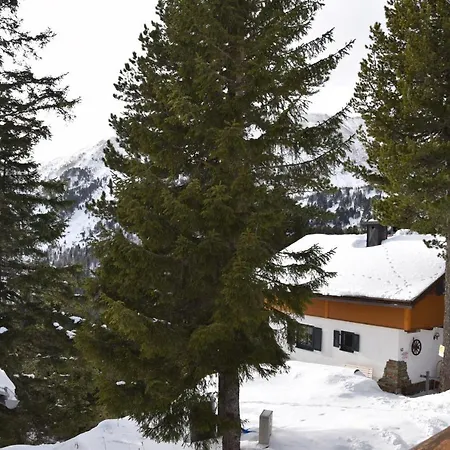 Zirbenwald Aparthotel